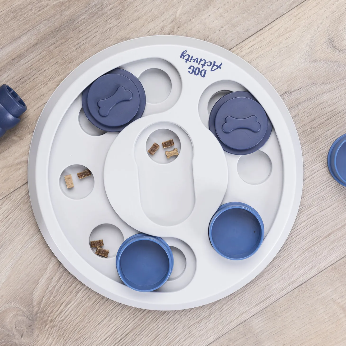 Flip & Fun Interactive Bowl for Dogs