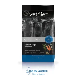 Salmon and rice dry food for senior indoor cat