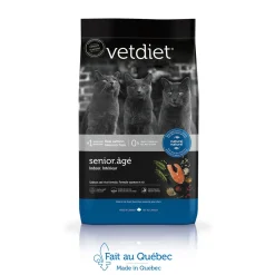 Salmon and rice dry food for senior indoor cat