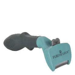 Undercoat deshedding tool for cat with long hair